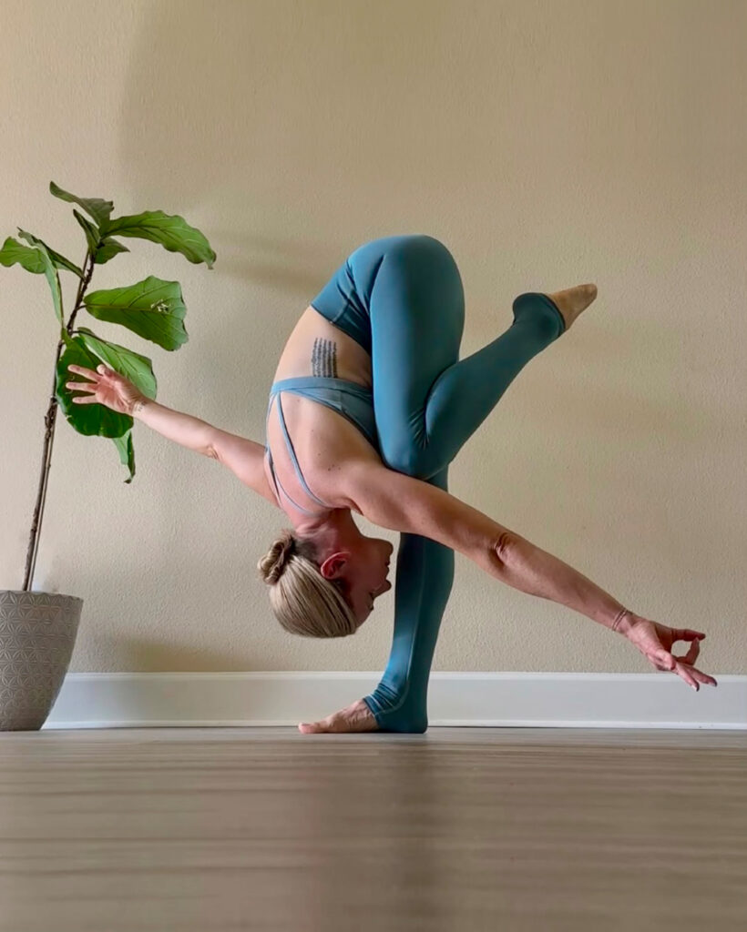 世我(瑜伽)様式学を探求するヨギニスタイラー:Megan