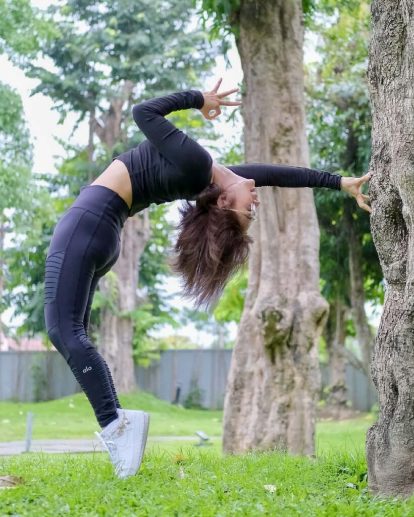 世我(瑜伽)様式学を探求するヨギニスタイラー:YUKI